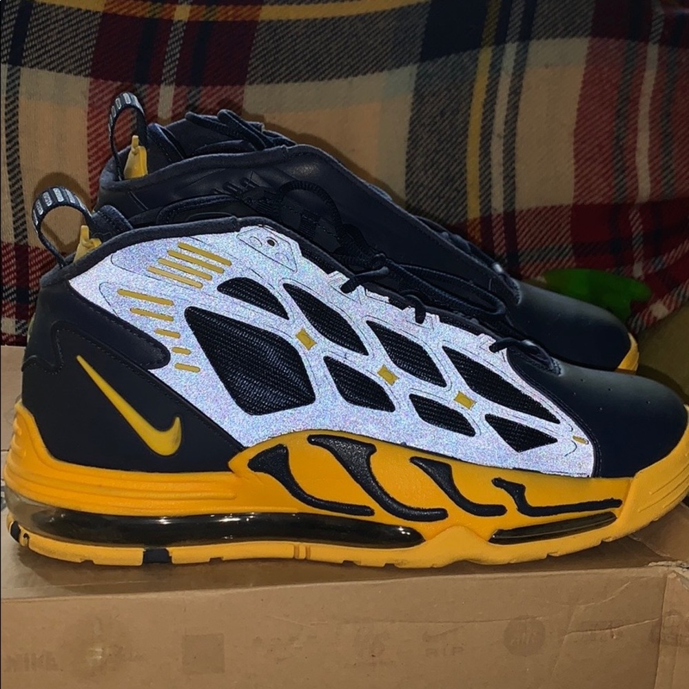 Air max pillar